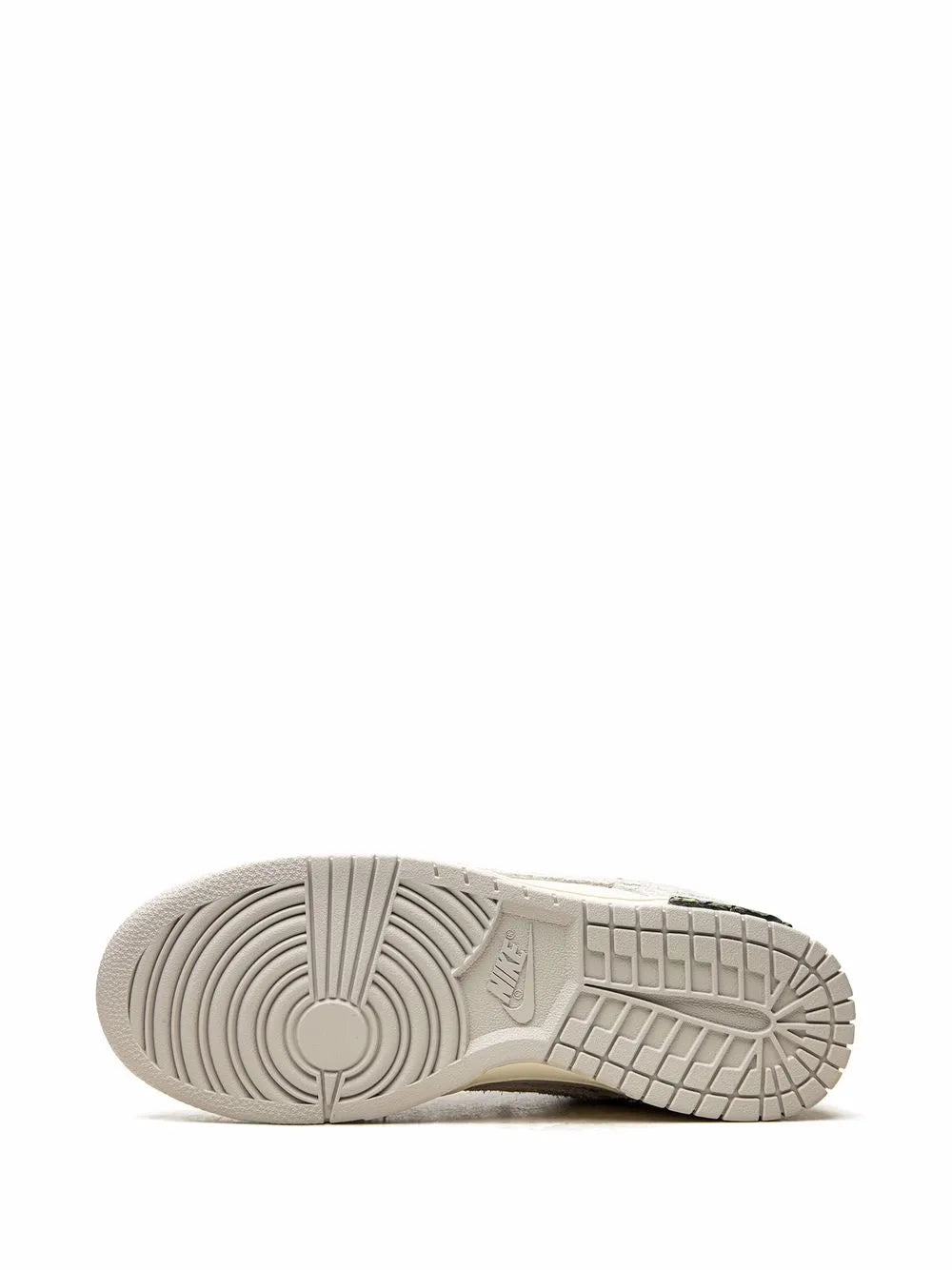 Dunk Low Off Lot 32
