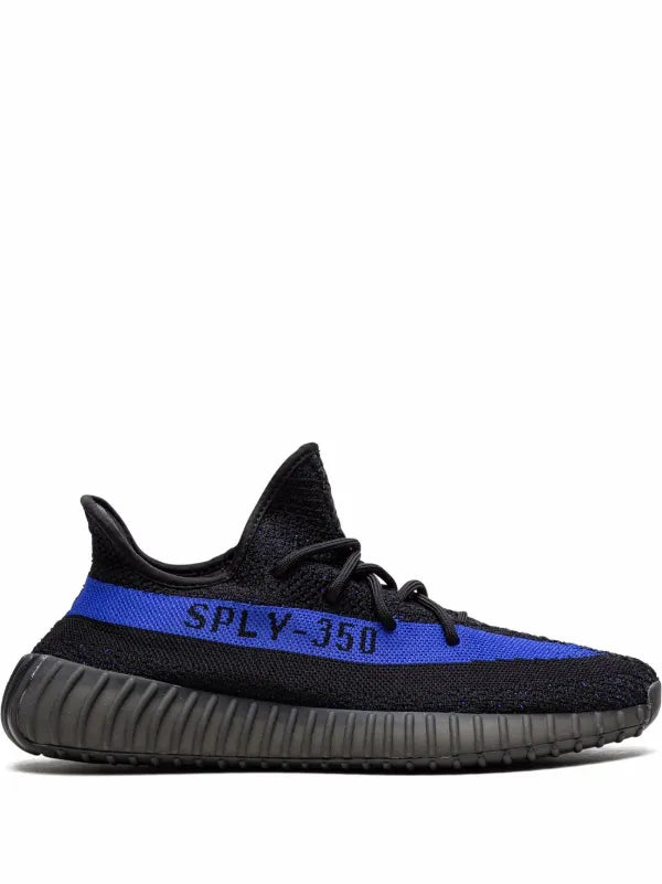 adidas Yeezy
YEEZY 350 v2 "Dazzling Blue" sneakers